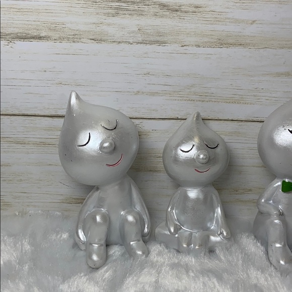 Cute little pearl white ghosts bow ties yoga - Picture 4 of 6